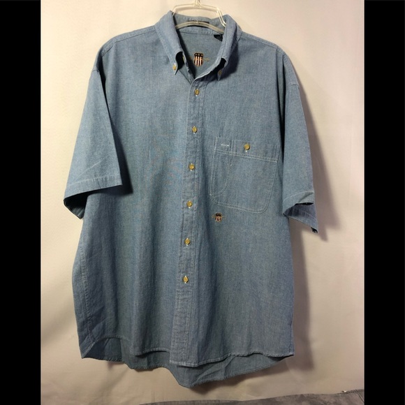 Gant Other - NWOT Gant USA Chambray pocket shirt L